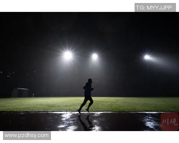 足球守门员传奇之路：世界级守门球星精彩瞬间集锦